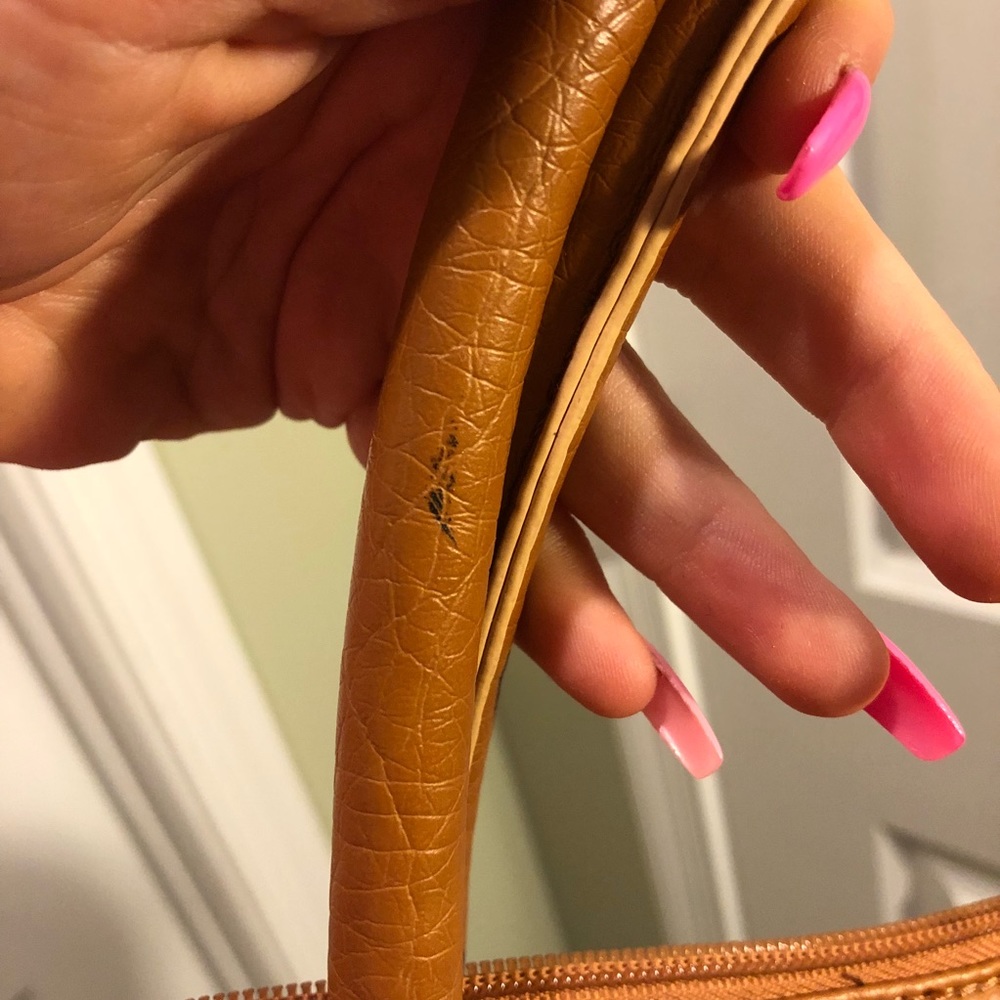 Kenneth Cole Reaction large purse - Picture 7 of 10